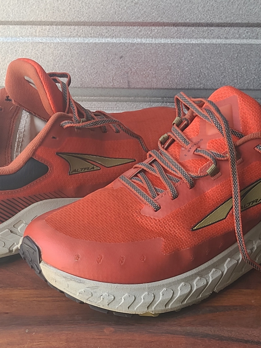 Altra Outroad 2 Men's 10.5 Orange/red Running Shoes - Lightweight Performance